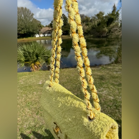 Chanel Rare Maxi Yellow Terry Cloth Vintage Flap - Picture 12 of 15